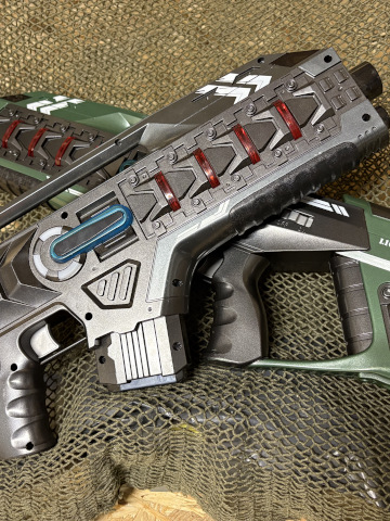 Set (geweren) voor 16 spelers